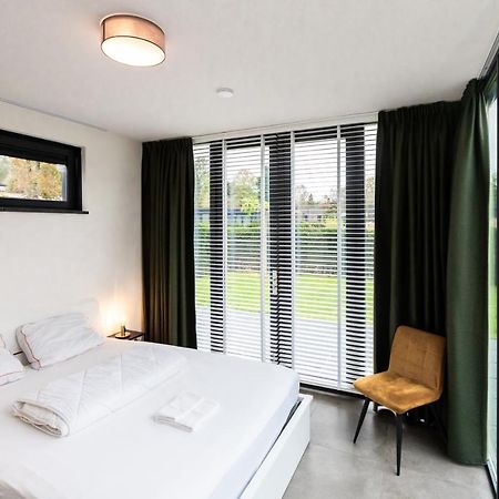 Wellness Bungalow With Sauna Эрмело Экстерьер фото